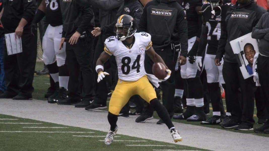 cropped-Antonio-Brown-flickr-Keith-Allison-1.jpg