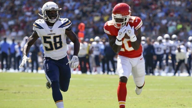 cropped-Tyreek-Hill-chiefs.jpg