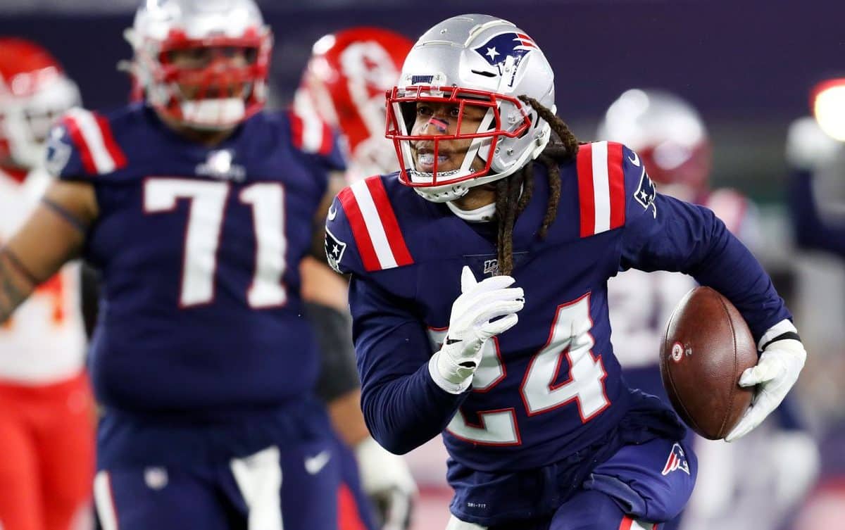 Stephon Gilmore trækker sig tilbage - Gul klud