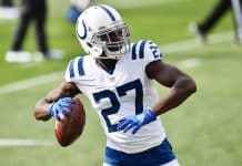 Colts beholder Xavier Rhodes
