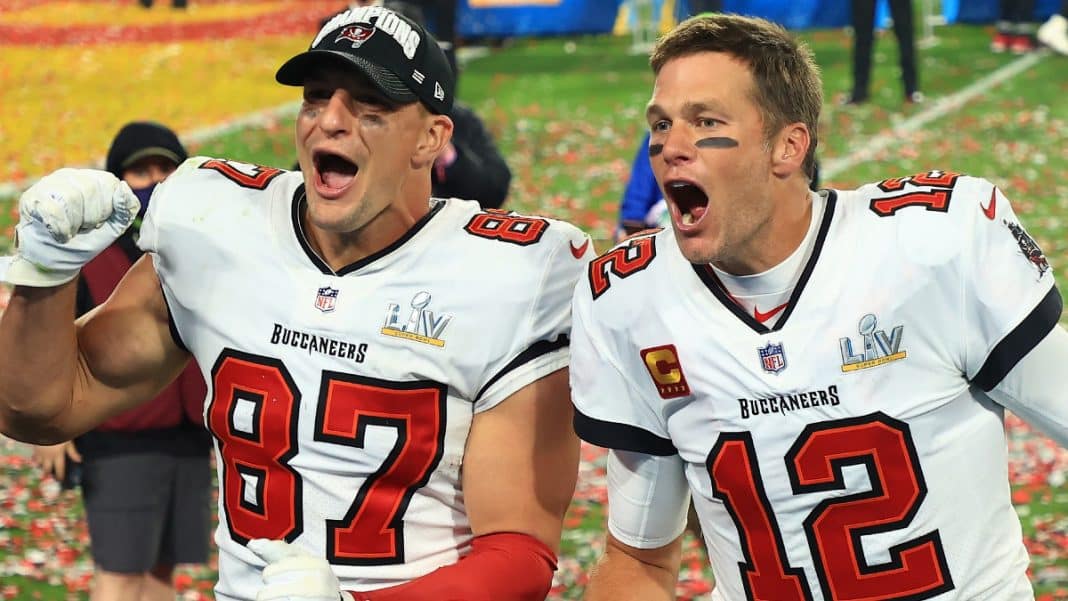 gronk-brady-super-bowl-lv