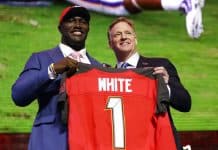 Endelig. Eagles henter en linebacker