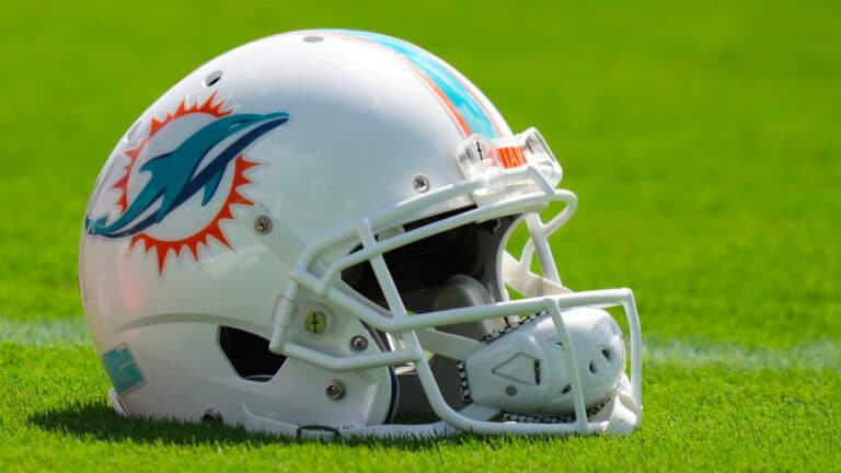 Dolphins polstrer defensiven med veteran 