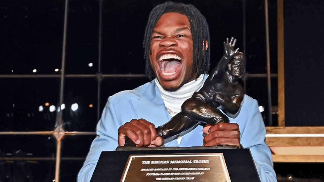 travis-hunter-heisman-trophy