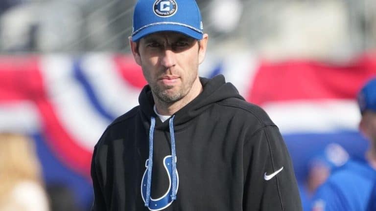 Colts freder Steichen og fyrer defensiv koordinator