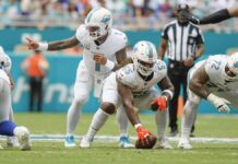 Dolphins belønner center med lukrativ aftale